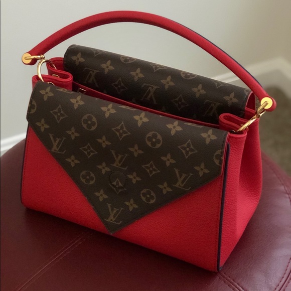 Genuine beautiful Double V Louis Vuitton handbag. - Picture 2 of 2